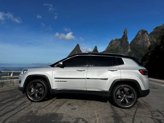 JEEP COMPASS 2.0 16V FLEX LONGITUDE AUTOMÁTICO